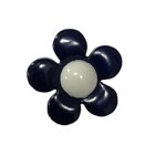 Button - 18mm Flower Navy/White