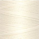 1 100 metres Polyester