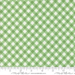 Fat Quarter - Summertime Green 55325 17