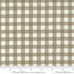 Fat Quarters - Effie's Woods - M56017-17 Mushroom