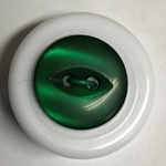 Button - 16mm Fish Eye 37 Emerald