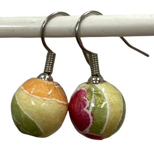 Short Story Paper Earrings and Bracelets