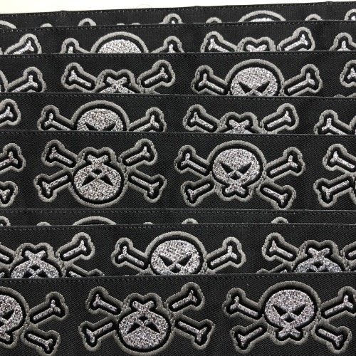 Skull Cross Bones - Black Silver Grey