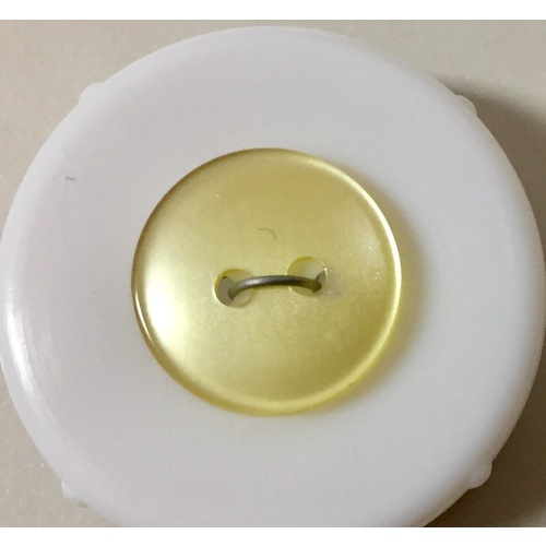 Button - 14mm Cream 