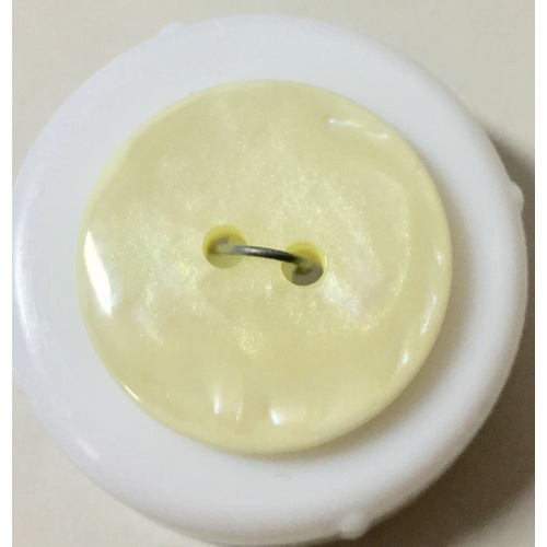 Button - 20mm Pearl 