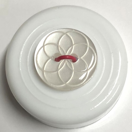 Button - 15mm Cream Flower