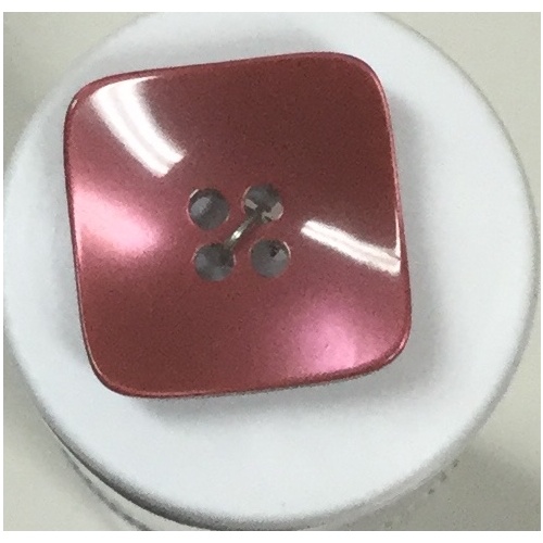 Button - 18mm Wine Square