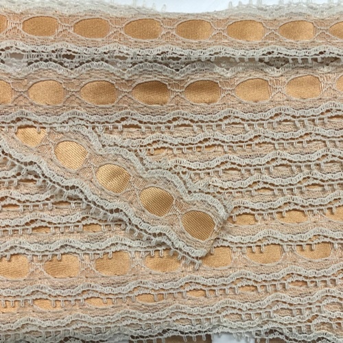 Trimmed Ribbon - 15mm Apricot