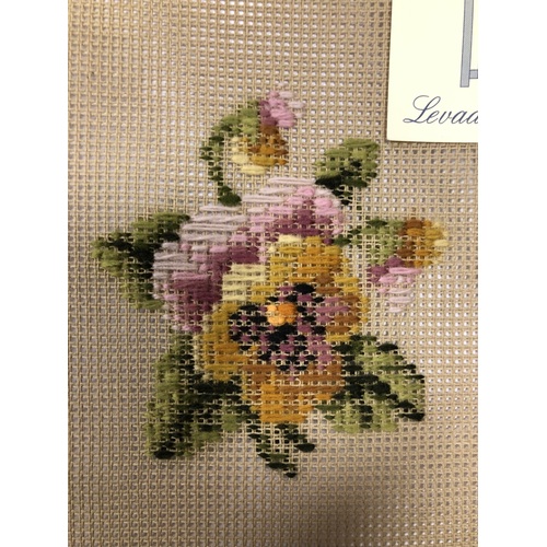 Trammed Tapestry - Pansy Gold/Pink